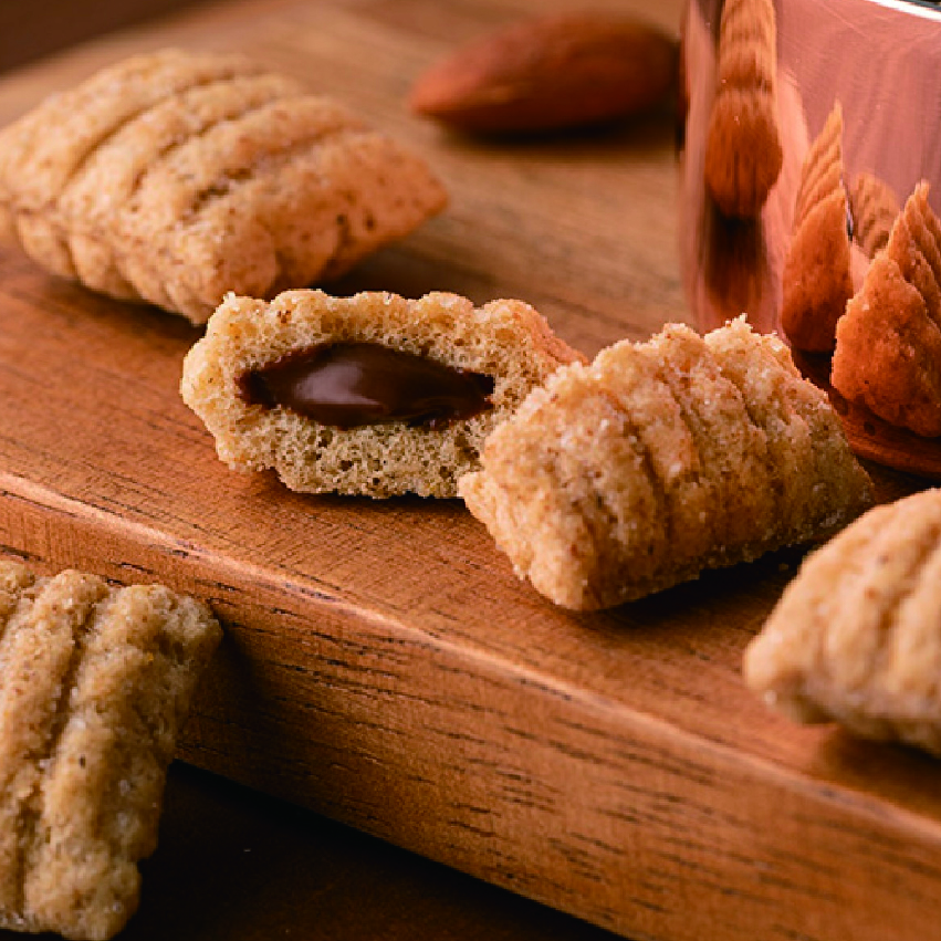 シュガーバターの木の実 アーモンドショコラ　8袋入