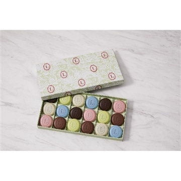 ウジェニー　18個入