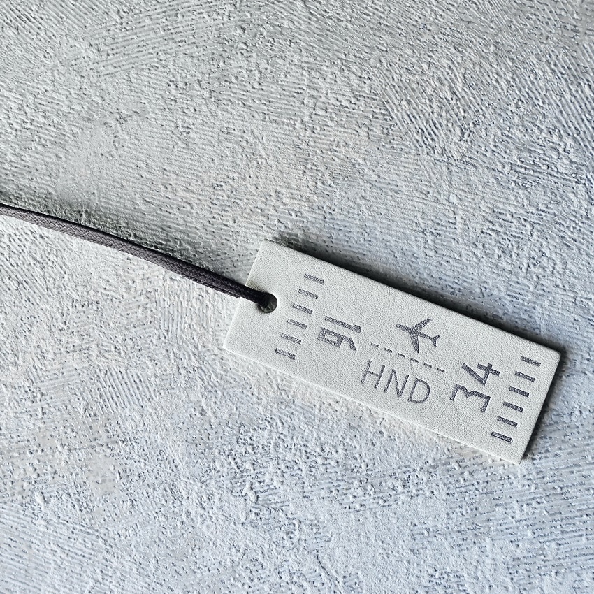 【wilco】滑走路レザータグ『34-16』ホワイト