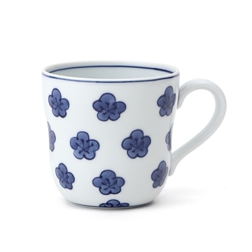 源右衛門窯　染付梅ちらし　マグカップ