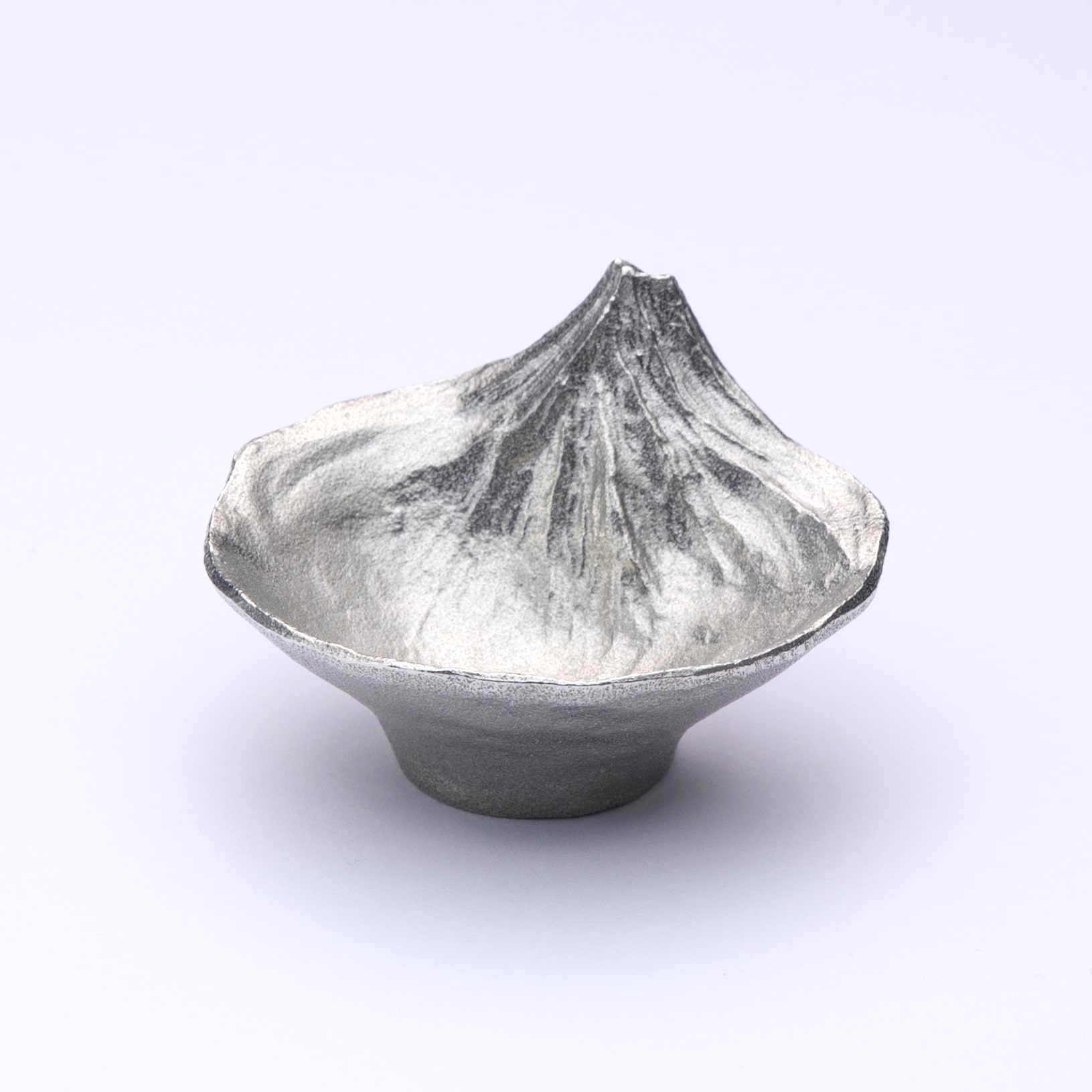 ナガエ 銀雅堂 さかさ富士 猪口