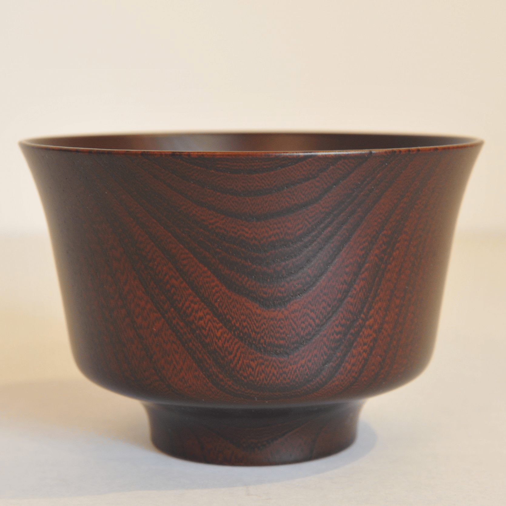 流椀 suri溜（中）