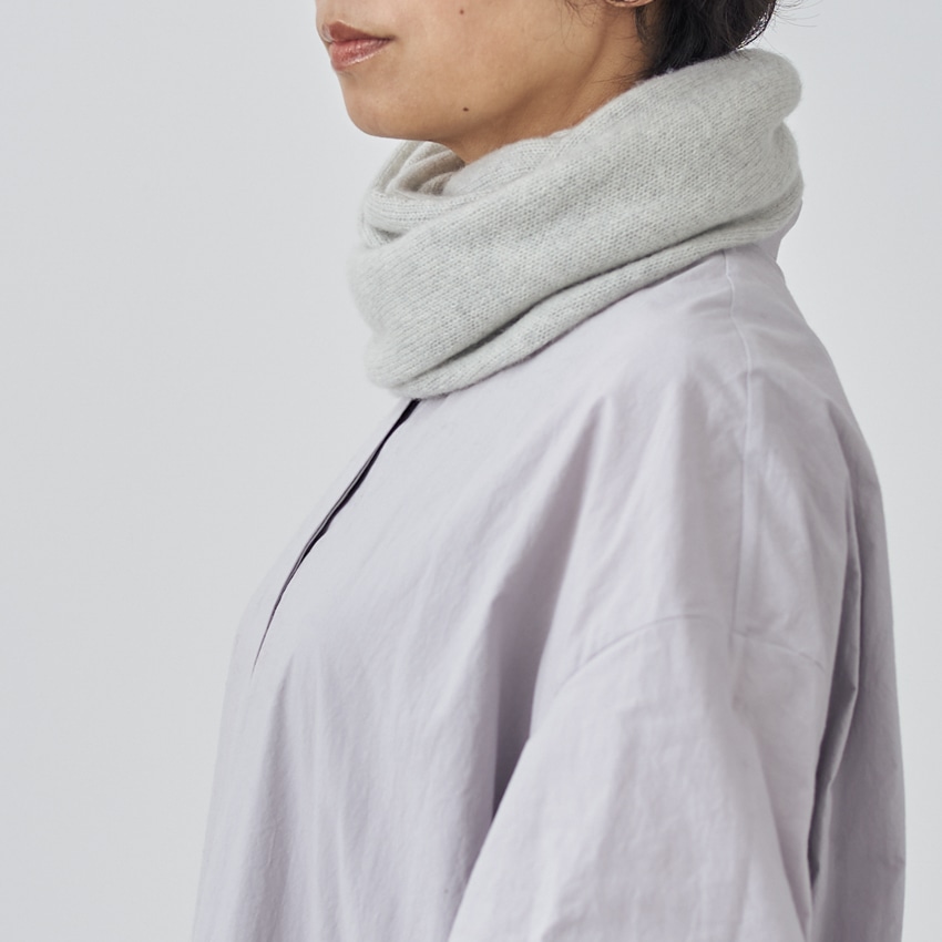 WOOL STUDIO　カシミヤ100％のスヌード ライトグレー