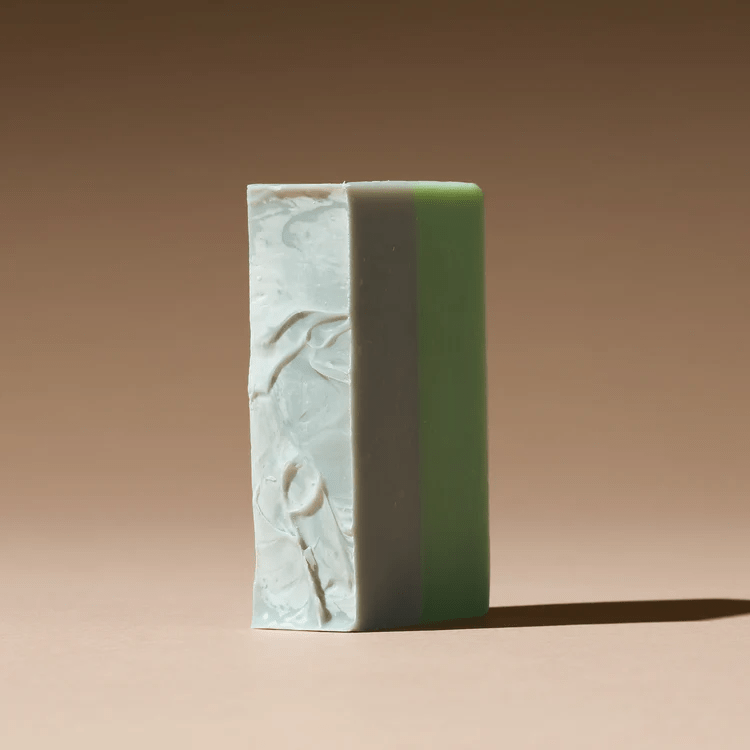 BODY ハトムギ&シダーウッド(140g)