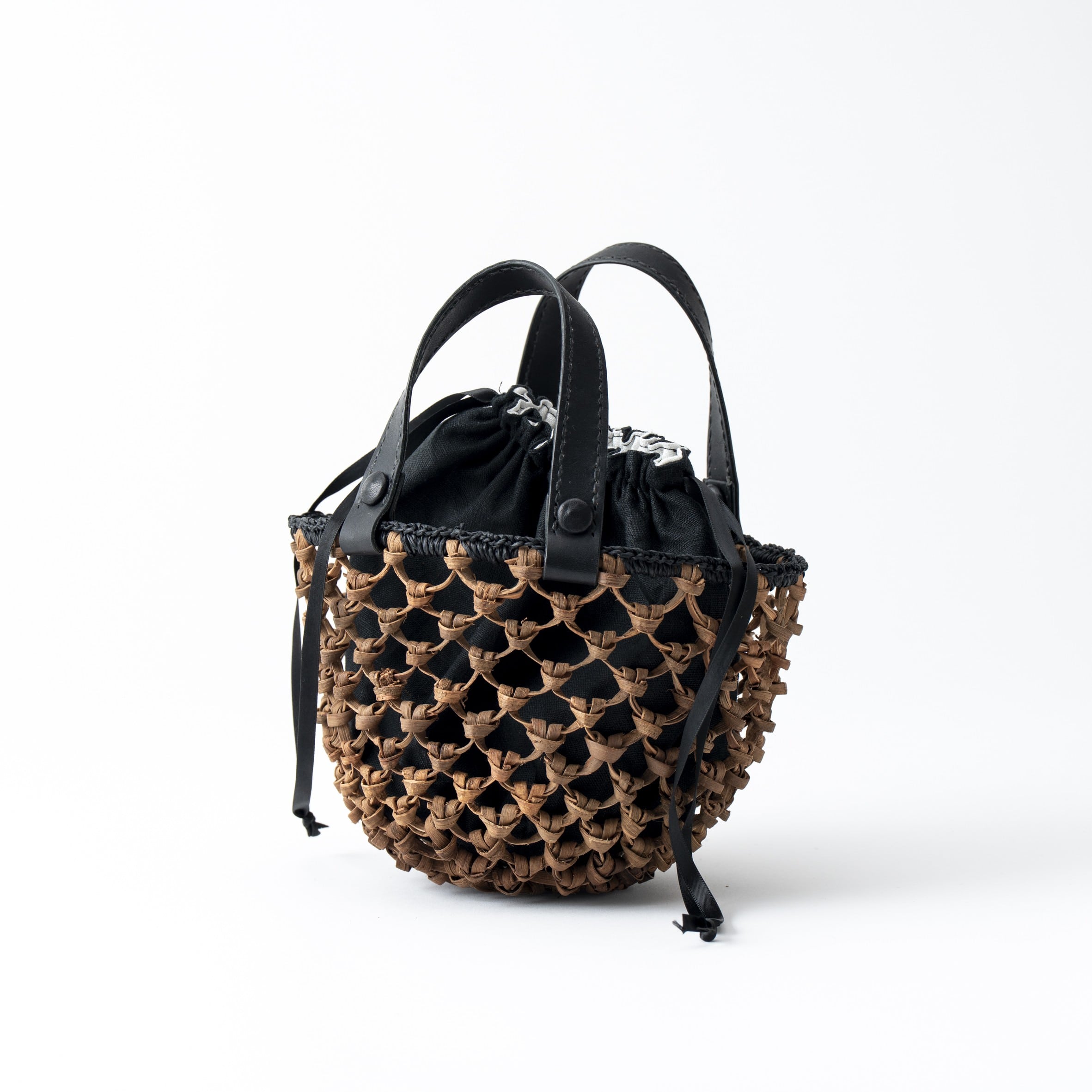 山葡萄うろこ編み 小サイズ　1個入り