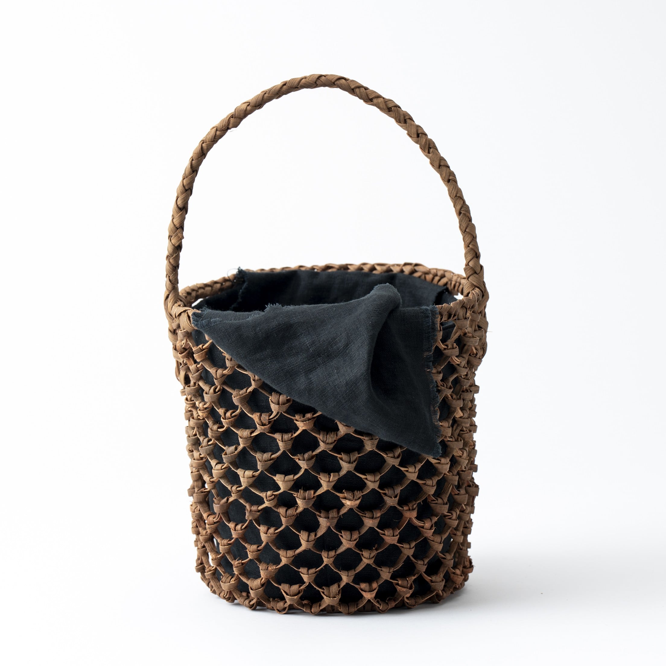 山葡萄乱れ編み バケツ型　1個入り