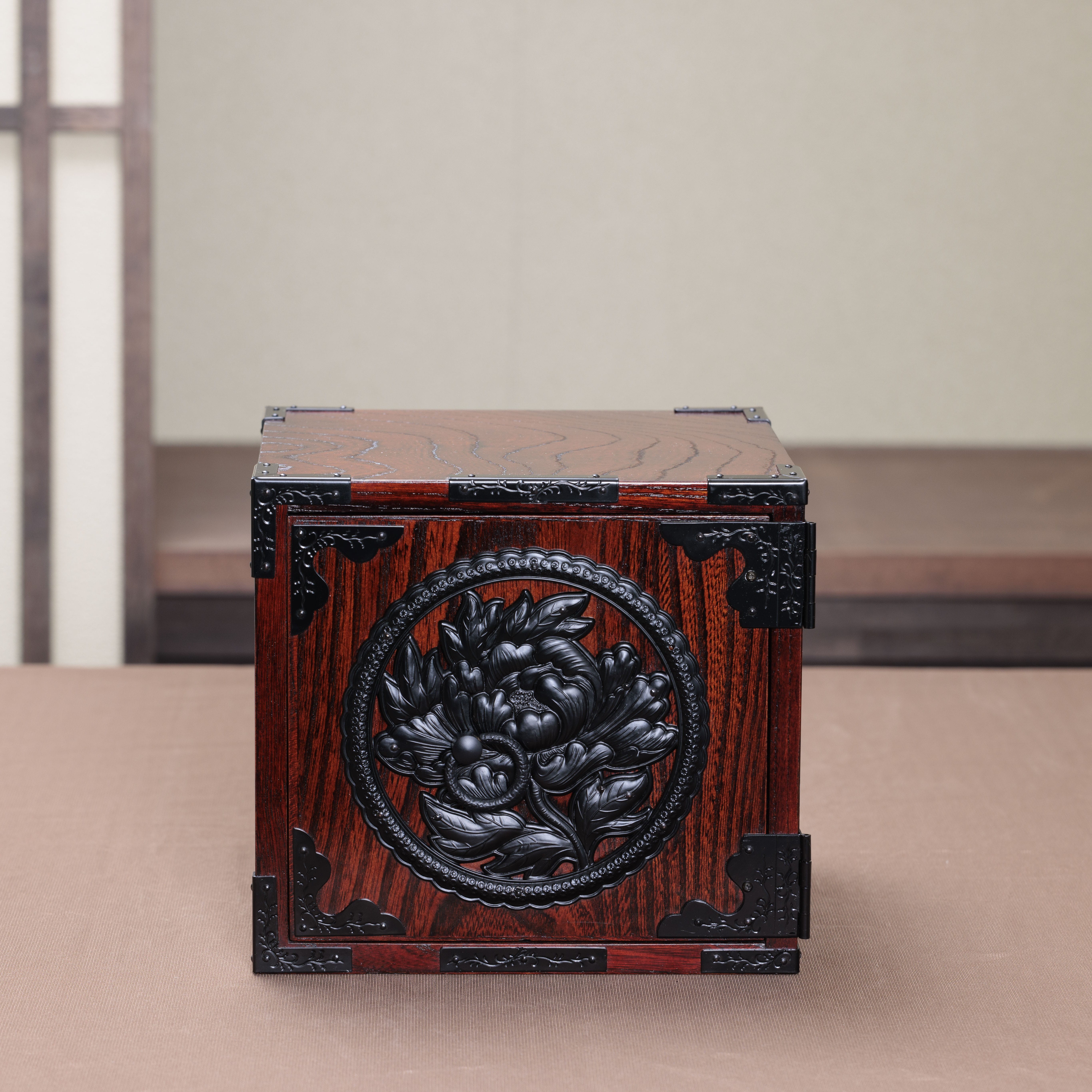 みちのく工芸　M924 手元整理箪笥　扉タイプ