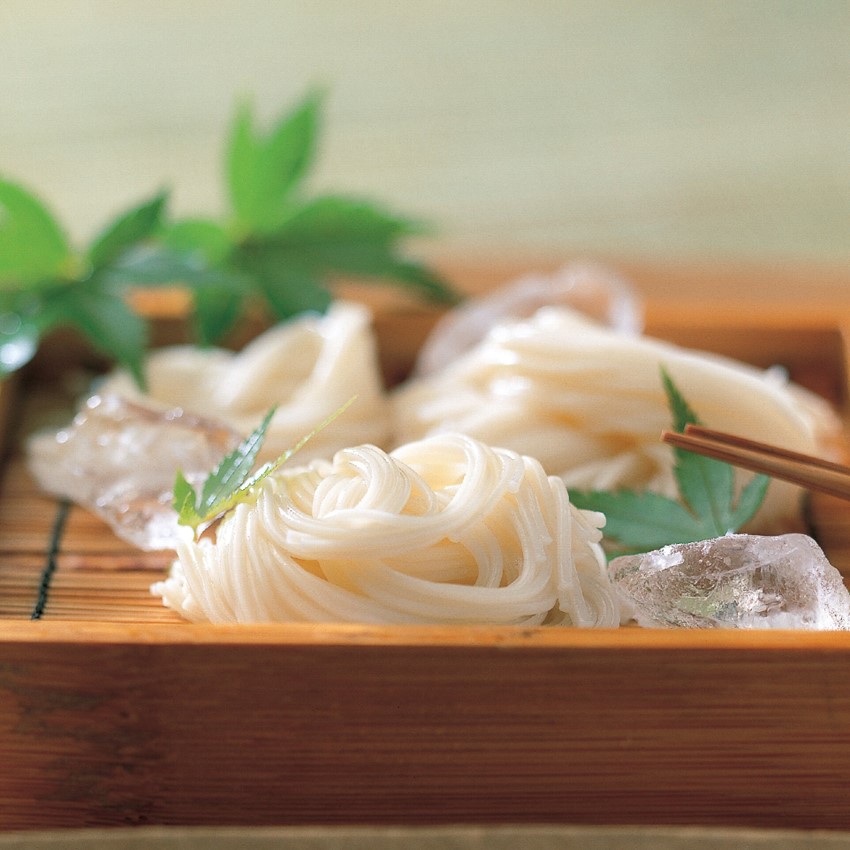 〈揖保乃糸〉手延素麺　50g×18