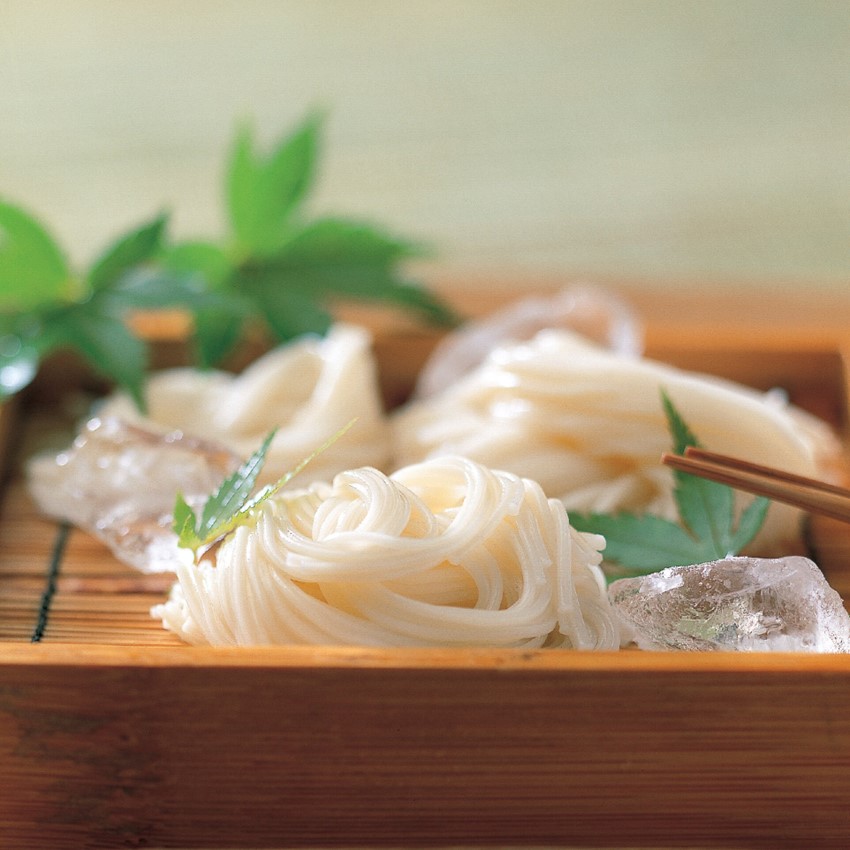 〈揖保乃糸〉手延素麺　50g×66