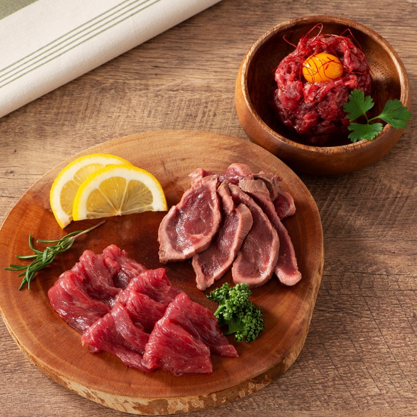 〈熊本・フジチク〉ふじ馬刺し 満喫4種の詰合せ