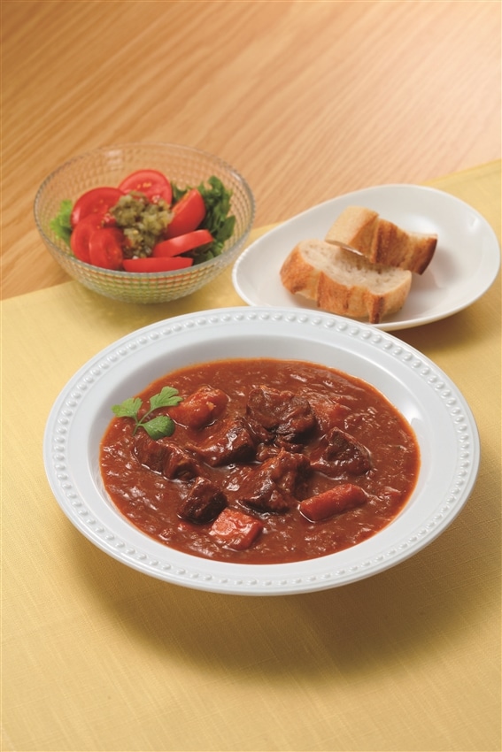 牛たんトマトシチュー