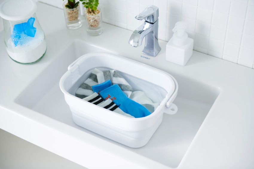 折りたためるつけ置き洗いバケツ ホワイト