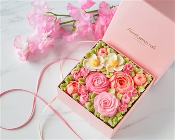 食べられるお花のボックスフラワーケーキ（ピーチピンク）