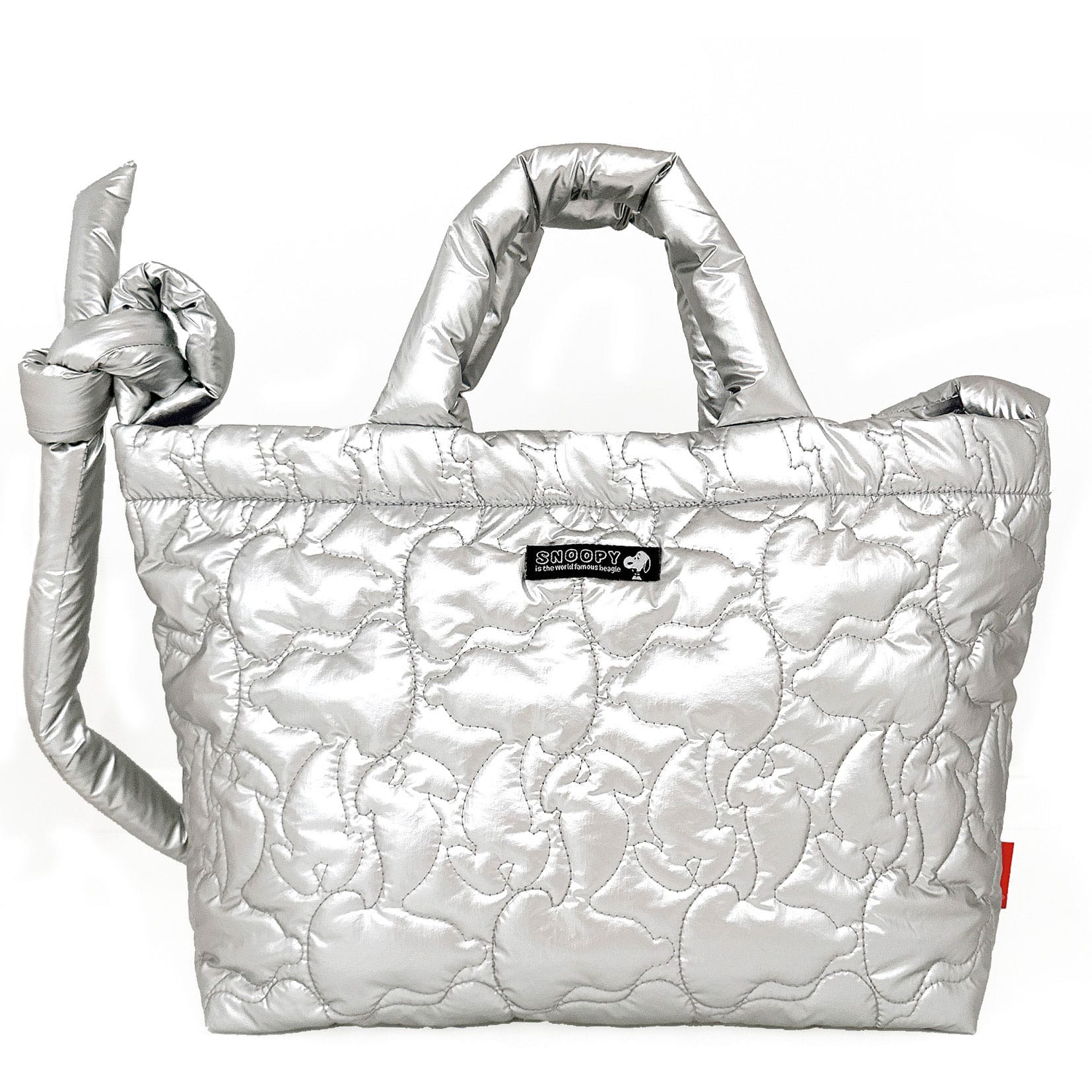 IP.MED.quilt.Peanuts-0N s-silver