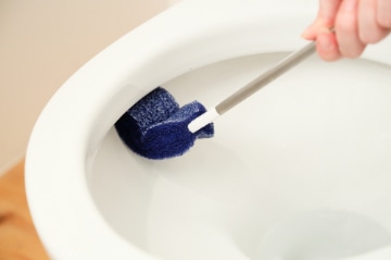 フッ素ガードトイレブラシ ホワイト TF903