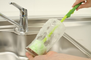 折りたためる冷水筒・ボトル洗い アスパラくん