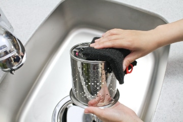 排水口ヌメリ取りタワシ