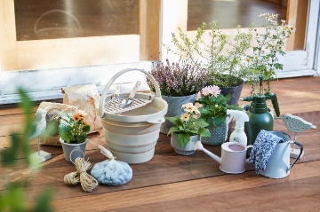 おりたためるバケツ8Lトレー付 ベージュ