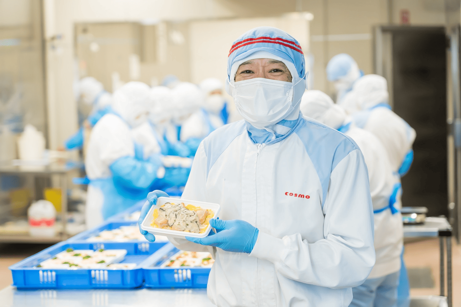 「世界の機内食をお届け」